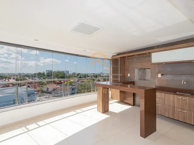 Apartamento 3 quartos e 3 banheiros, à venda, no bairro Centro em Pelotas