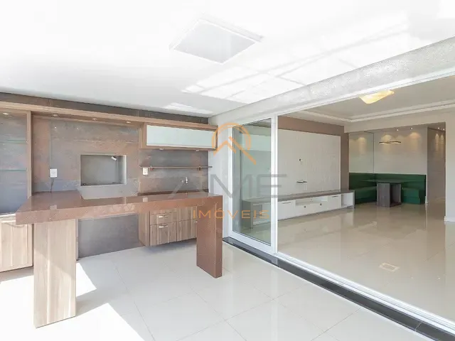 Apartamento 3 quartos e 3 banheiros, à venda, no bairro Centro em Pelotas