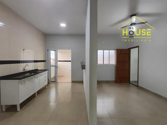 Apartamento 2 quartos e 1 banheiro, para alugar, no bairro Vila América em Votuporanga