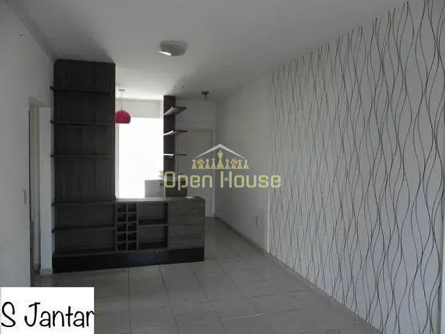 Apartamento 2 quartos e 2 banheiros, à venda, no bairro Jardim Amália 2 em Volta Redonda