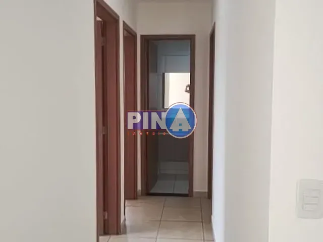 Apartamento 3 quartos e 1 banheiro, para alugar, no bairro Vila Brasília em Aparecida de Goiânia