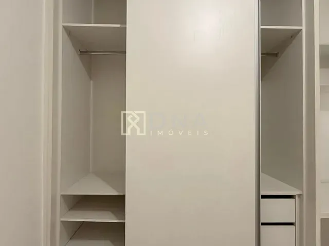 Apartamento 2 quartos e 2 banheiros, para alugar, no bairro Parque Residencial Aquarius em São José dos Campos