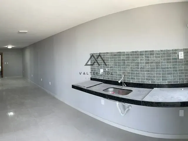 Apartamento 2 quartos e 2 banheiros, para alugar, no bairro Nossa Senhora da Vitória em Ilhéus