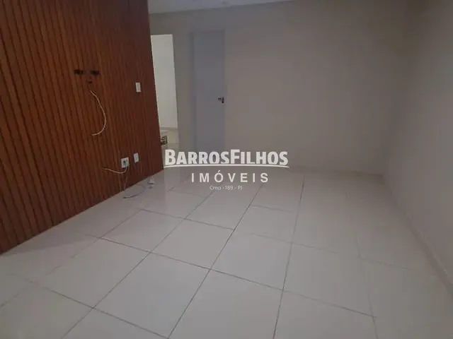 Apartamento com 55m² 2 quartos e 1 banheiro, à venda, no bairro América em Aracaju