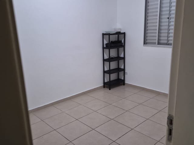 Apartamento 2 quartos e 1 banheiro, para alugar, no bairro Vila Mogilar em Mogi das Cruzes