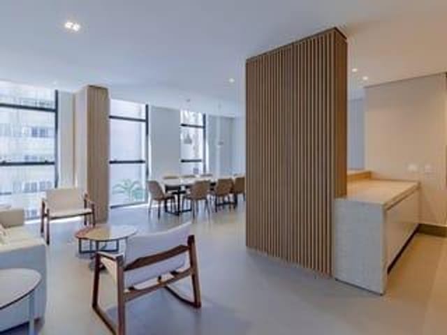 Apartamento 2 quartos e 1 banheiro, à venda, no bairro Centro em Curitiba