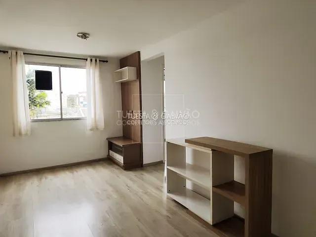 Apartamento com 51m² 2 quartos e 1 banheiro, para alugar, no bairro Novo Mundo em Curitiba