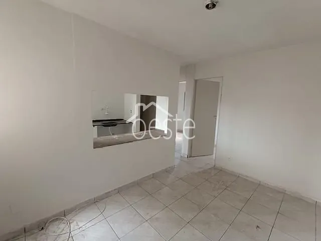Apartamento com 44m² 2 quartos e 1 banheiro, à venda ou para alugar, no bairro Conjunto Habitacional Roberto Romano em Santa Bárbara D'Oeste
