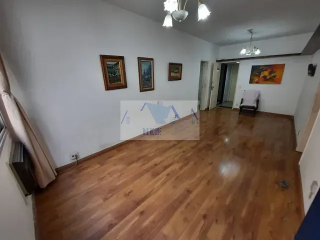 Apartamento 3 quartos e 2 banheiros, para alugar, no bairro Icaraí em Niterói