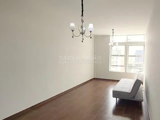 Apartamento com 78m² 1 quarto e 1 banheiro, para alugar, no bairro Centro em Curitiba