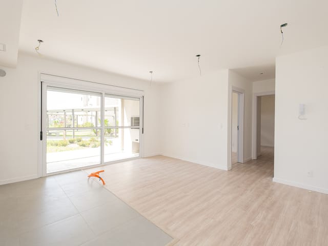 Apartamento com 95m² 2 quartos e 2 banheiros, à venda, no bairro Areal em Pelotas