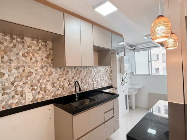 Apartamento 2 quartos e 2 banheiros, para alugar, no bairro Glória em Macaé