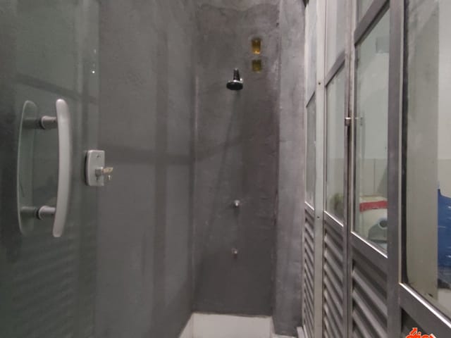 Apartamento 1 quarto e 1 banheiro, para alugar, no bairro Umarizal em Belém