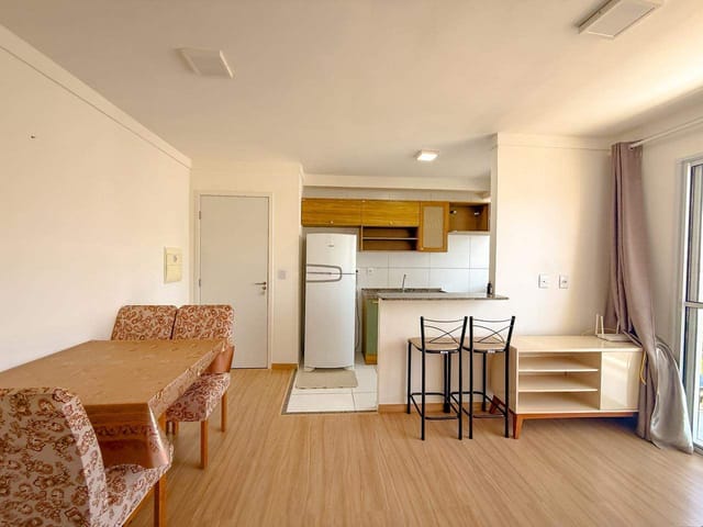 Apartamento 2 quartos e 1 banheiro, para alugar, no bairro Aeroporto em Aracaju