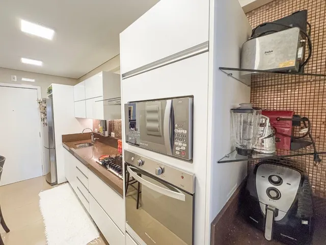 Apartamento com 10m² 2 quartos e 2 banheiros, à venda, no bairro Centro em Londrina