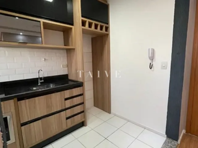 Apartamento 2 quartos e 1 banheiro, à venda, no bairro Gleba Fazenda Palhano em Londrina