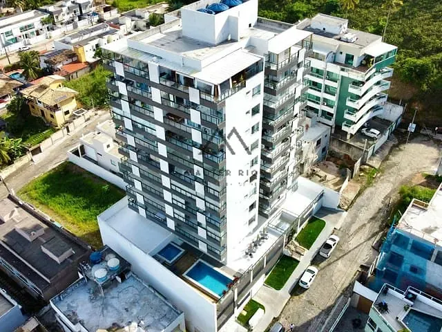 Apartamento 3 quartos e 4 banheiros, à venda, no bairro Nossa Senhora da Vitória em Ilhéus