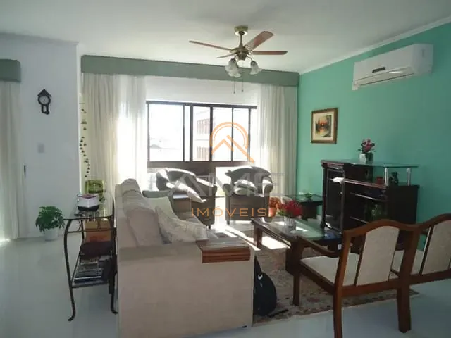 Apartamento 3 quartos e 3 banheiros, à venda, no bairro Centro em Pelotas