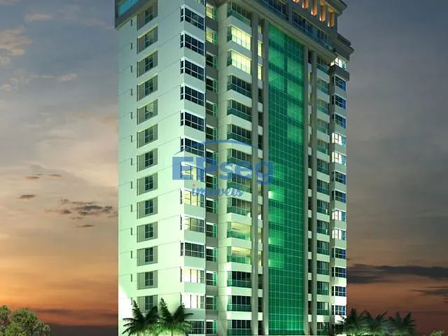 Apartamento com 602m² 4 quartos e 5 banheiros, à venda, no bairro Centro em Arapongas