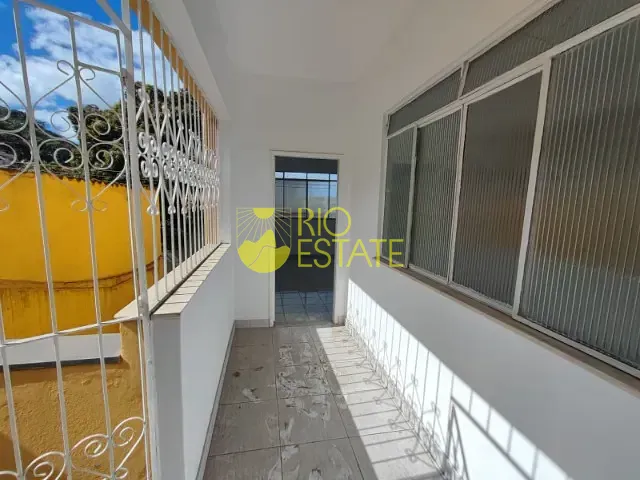 Apartamento com 90m² 3 quartos e 1 banheiro, à venda, no bairro Retiro em Volta Redonda