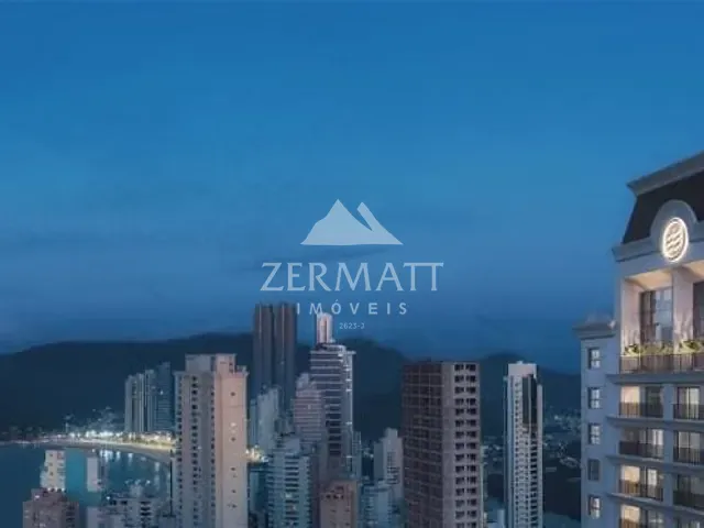 Apartamento com 2136m² 3 quartos e 4 banheiros, à venda, no bairro Centro em Balneário Camboriú
