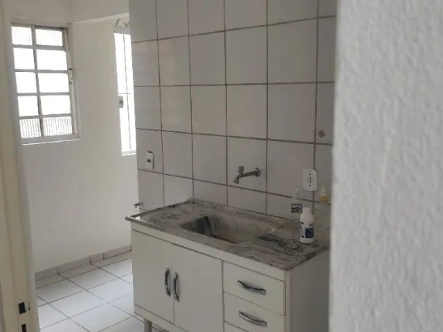 Apartamento 2 quartos e 1 banheiro, à venda, no bairro Jardim Cintia em Mogi das Cruzes