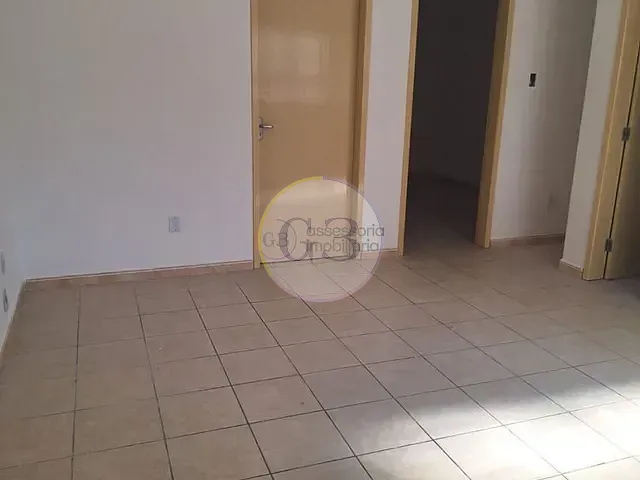 Apartamento 2 quartos e 1 banheiro, para alugar, no bairro Centro em Rio Grande