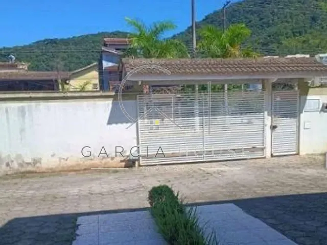 Casa com 120m² 2 quartos e 2 banheiros, à venda, no bairro Cidade Jardim em Caraguatatuba