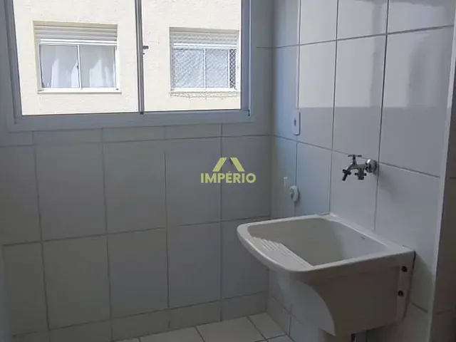 Apartamento com 52m² 2 quartos e 1 banheiro, para alugar, no bairro Loteamento Jardim das Constelações em Salto