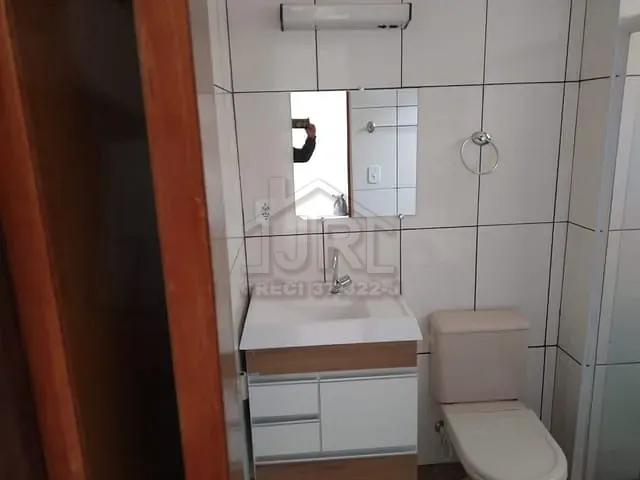 Apartamento 2 quartos e 1 banheiro, à venda, no bairro Parque São Vicente em Mauá