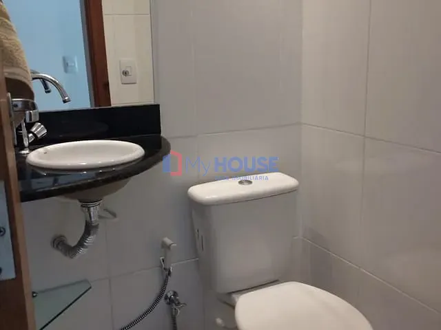 Apartamento 2 quartos e 2 banheiros, para alugar, no bairro Nossa Senhora da Vitória em Ilhéus