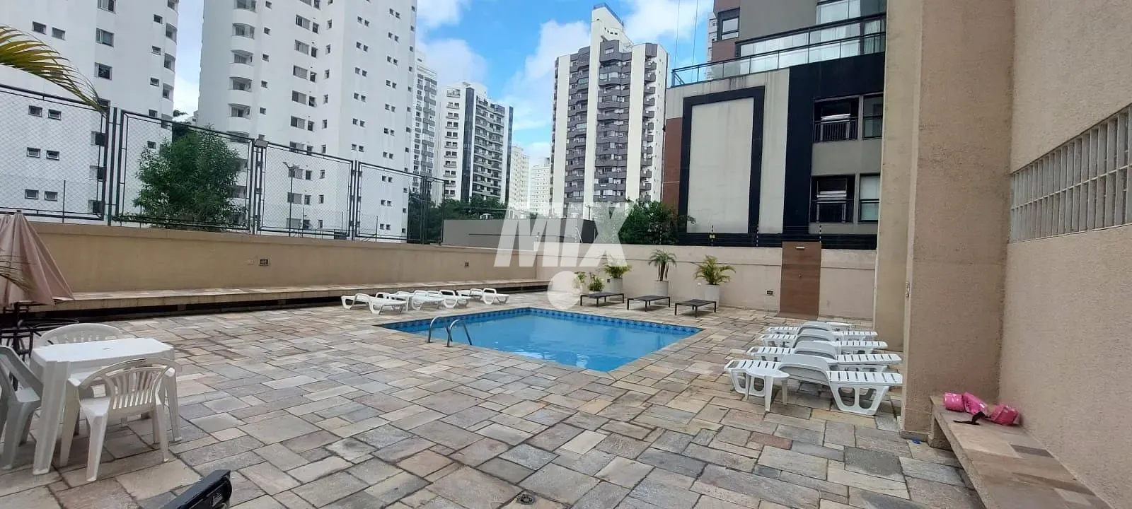 Apartamento, 2 quartos, 70 m² - Foto 2