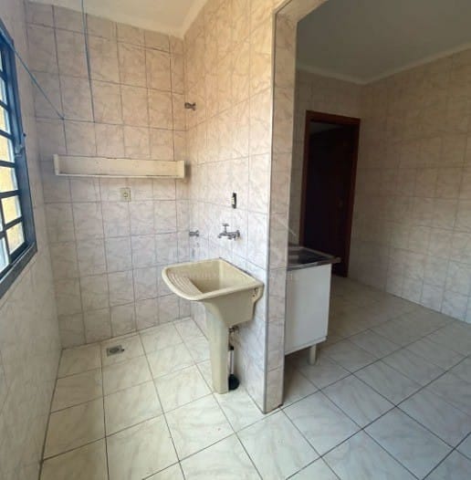 Apartamento à venda com 2 quartos, 64m² - Foto 4