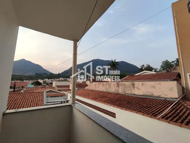 Apartamento com 314m² 4 quartos e 2 banheiros, à venda, no bairro Vila Buzato em Andradas