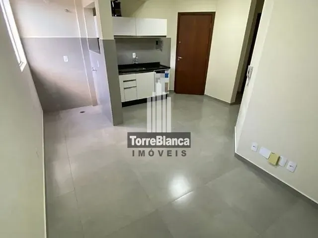 Apartamento 2 quartos e 1 banheiro, para alugar, no bairro Centro em Ponta Grossa
