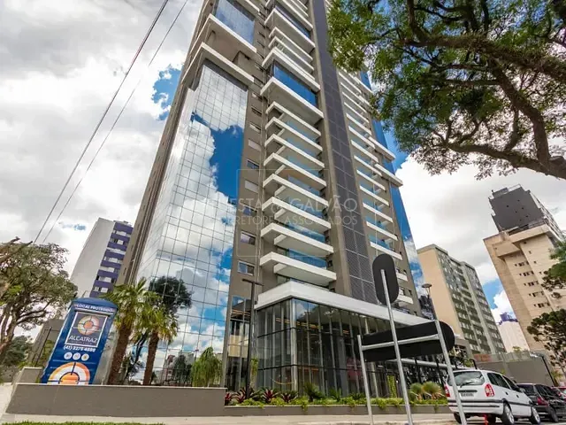 Apartamento com 138m² 3 quartos e 4 banheiros, à venda, no bairro Água Verde em Curitiba