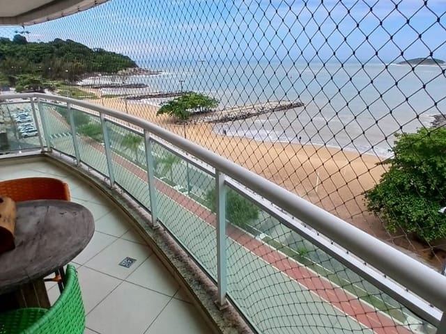 Apartamento com 101m² 3 quartos e 3 banheiros, à venda, no bairro Imbetiba em Macaé