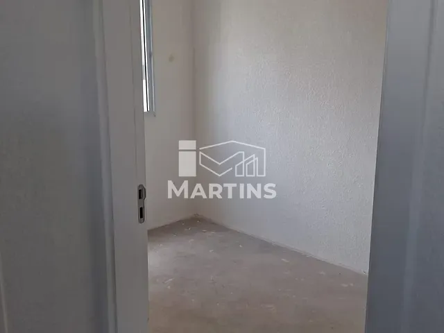 Apartamento 2 quartos e 1 banheiro, à venda, no bairro Jardim Maria Duarte em São Paulo
