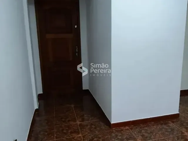 Apartamento 2 quartos e 1 banheiro, à venda, no bairro Coronel Veiga em Petrópolis