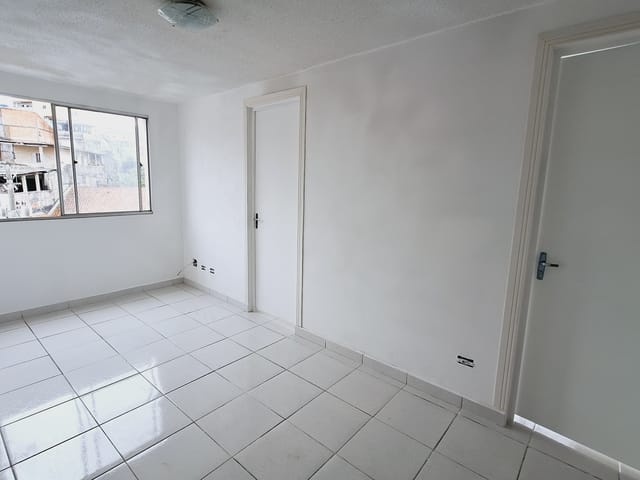 Foto do Apartamento - Apartamento à venda, com 50 m², 3 dorm. Por R$ 195.000 - Guaianases - Vila Princesa Isabel, São Paulo, SP | Acharimóvel.net