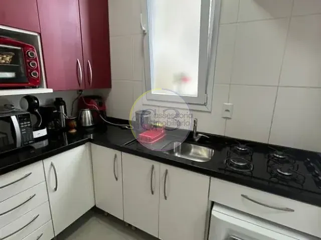 Apartamento 2 quartos e 2 banheiros, à venda ou para alugar, no bairro Centro em Rio Grande