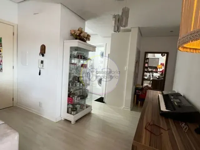 Apartamento 2 quartos e 2 banheiros, à venda ou para alugar, no bairro Centro em Rio Grande