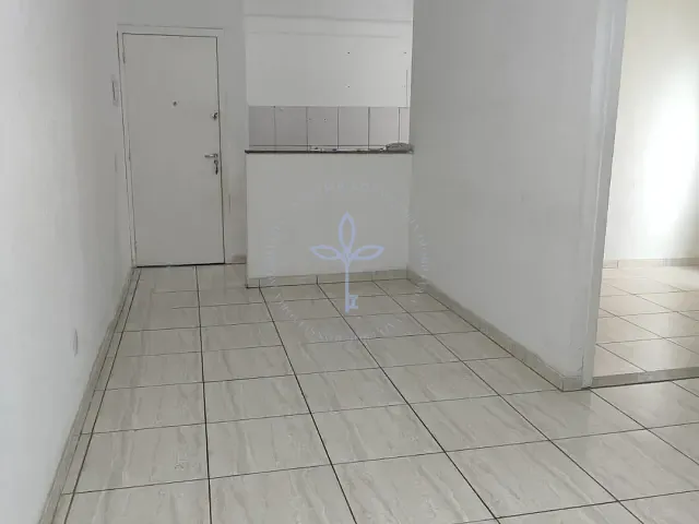 Apartamento 2 quartos e 1 banheiro, para alugar, no bairro Bangu em Rio de Janeiro