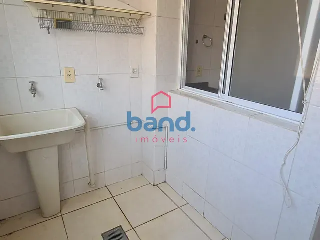 Apartamento 2 quartos e 1 banheiro, para alugar, no bairro Vila Alcala em Porto Feliz