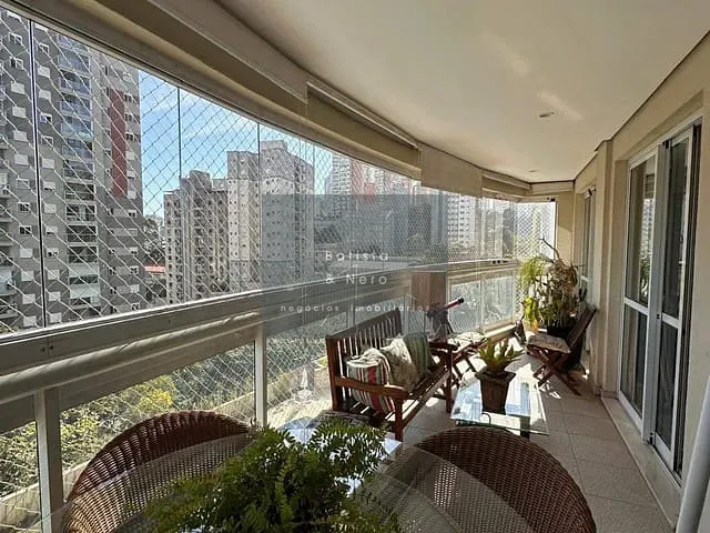 Apartamento com 173m² 3 quartos e 4 banheiros, à venda, no bairro Vila Andrade em São Paulo