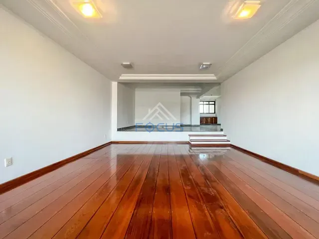 Apartamento com 268m² 4 quartos e 6 banheiros, à venda, no bairro Anhangabaú em Jundiaí