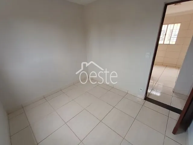 Apartamento com 46m² 2 quartos e 1 banheiro, para alugar, no bairro Conjunto Habitacional Roberto Romano em Santa Bárbara D'Oeste