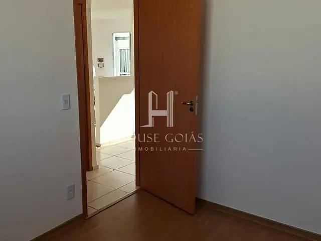 Apartamento 2 quartos e 1 banheiro, à venda, no bairro Jardim Belo Horizonte em Aparecida de Goiânia