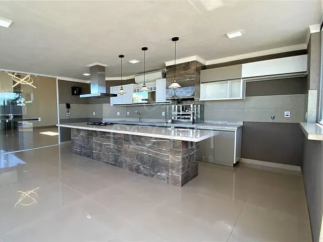 Casa com 285m² 4 quartos e 6 banheiros, à venda, no bairro Jardim Botanico em Bady Bassitt