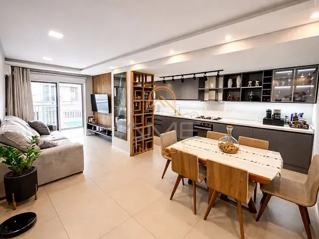 Apartamento 2 quartos e 2 banheiros, à venda, no bairro Centro em Pelotas